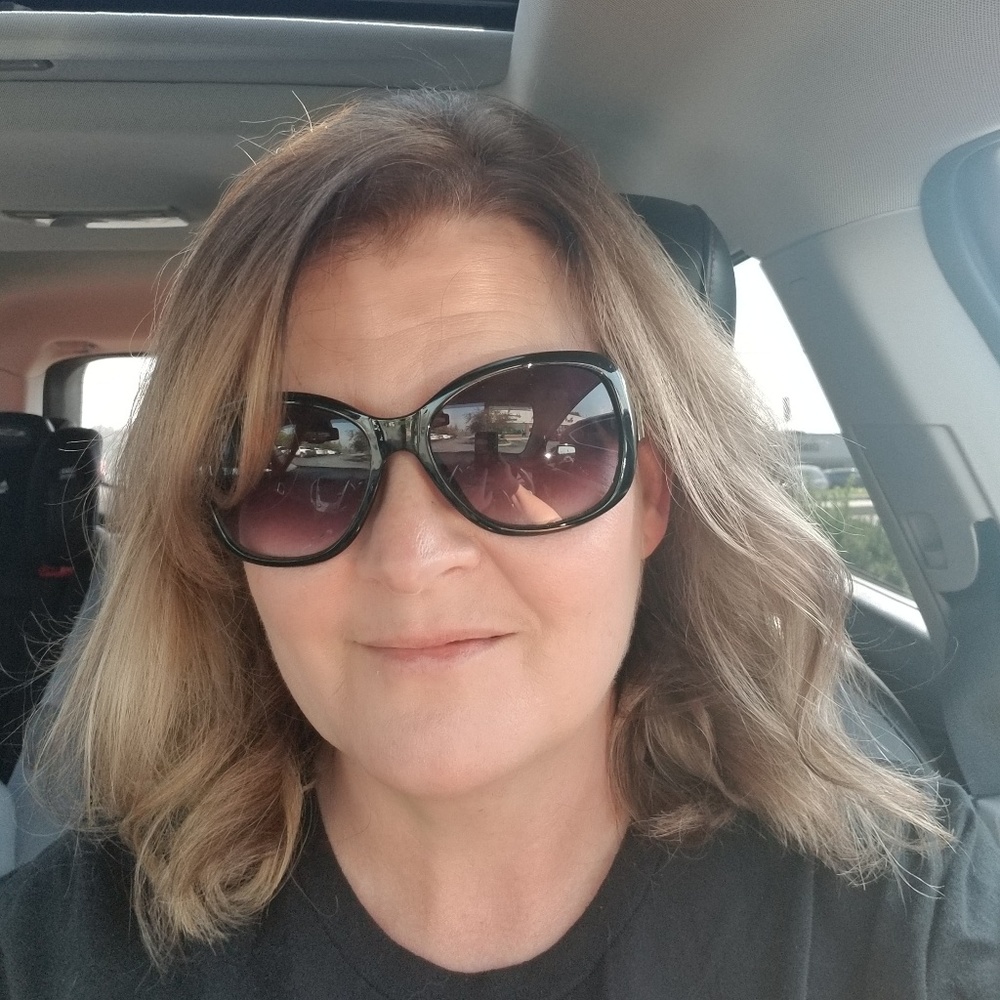 Meet your Posher, Rhonda